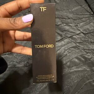 Tom Ford Shade and Illuminate Foundation